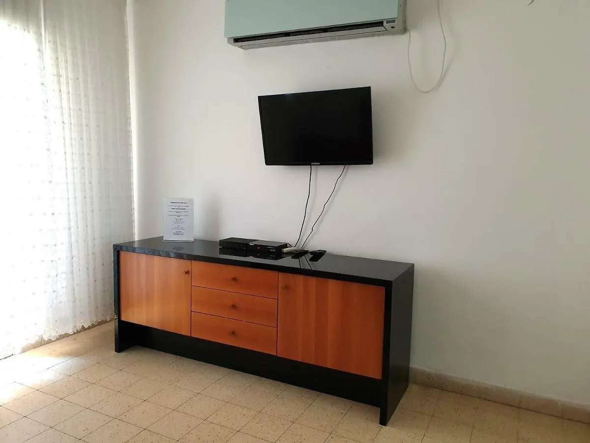 Kiryat Haim Beach Apartment By Domik Haifa Israel